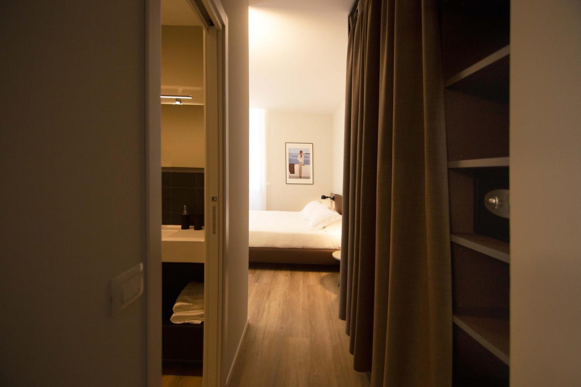Palazzo Bellocchi - Suites & Apartments Brindisi Oda fotoğraf